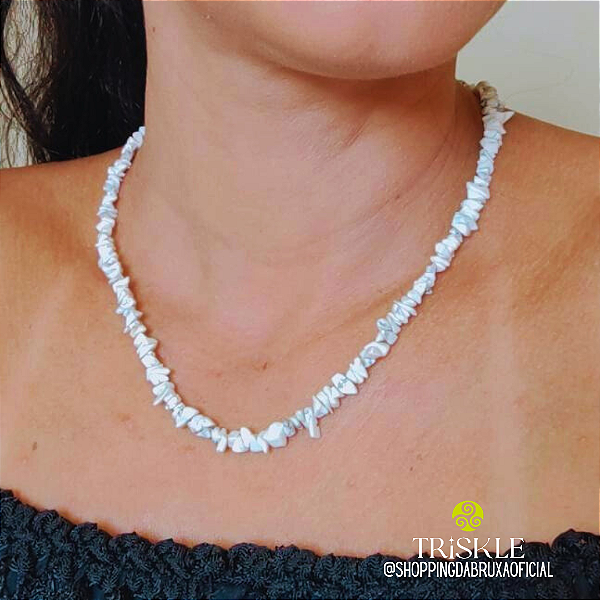 Choker Howlita 8mm; Cura Emocional - Paz - Equilíbrio