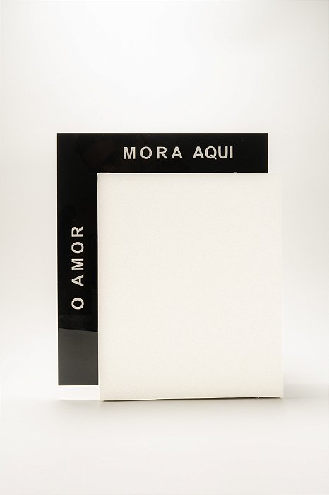 Placa Batente De Porta - O Amor Mora Aqui
