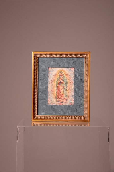 Quadro em Madeira com Linho Azul - Nossa Senhora de Guadalupe em Aquarela