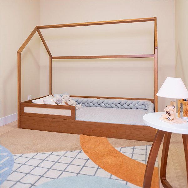 Cama Montessoriana Casinha Com Rattan Coleção Divertidamente Cor Branca