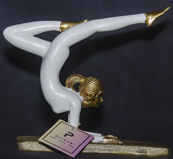 Figura Decorativa de Resina Yoga