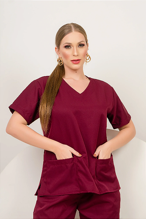 Conjunto Scrub Básico Gabardine Vinho