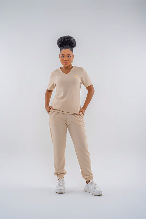 Conjunto Scrub Laura Tapioca