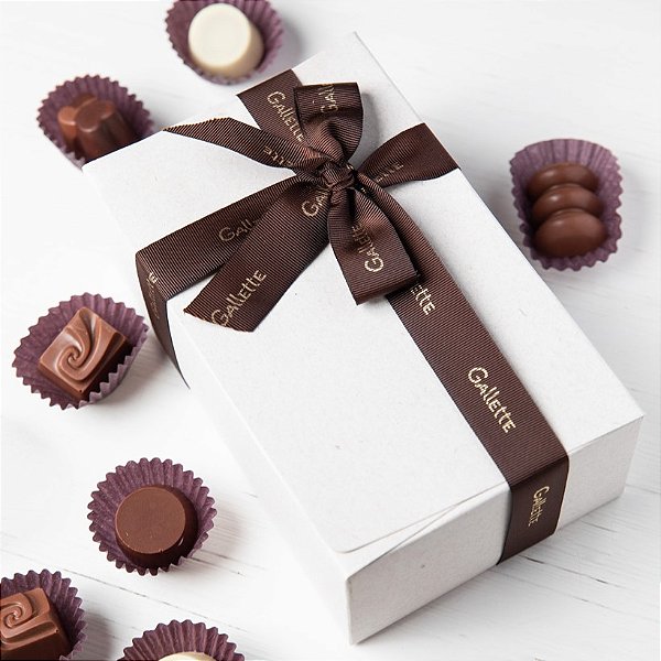 Balotim com 32 Bombons Recheados Sortidos