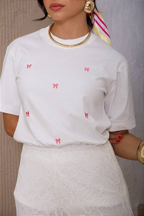 T-shirt laços