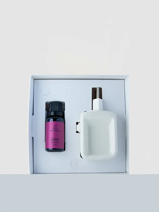 Kit Difusor Elétrico e Óleo Concentrado Into The Night - 20ml