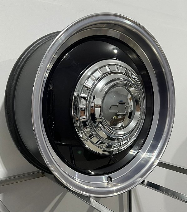 4 Rodas Smoothie Preta Borda Diamantada Aro 17 / Tala 7/ 5 Furos