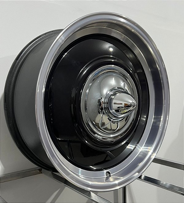 4 Rodas Smoothie Preta Borda Diamantada Aro 17 / Tala 7/ 6 Furos