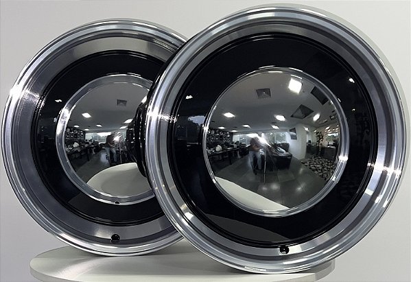 Jogo de Rodas Smoothie Preta Borda Diamantada aro 17 / Tala 6 e 7 / Furação 5x205 Offset 14 e 35