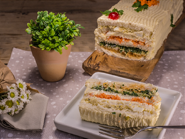 Torta Fria Frango com Legumes