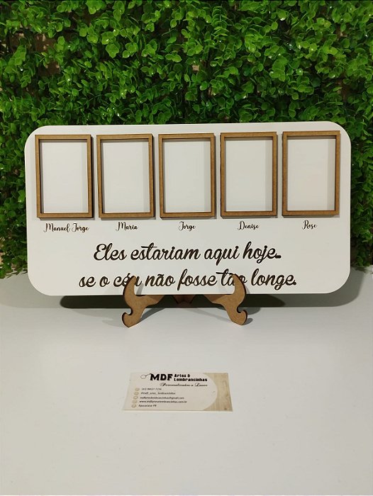 Porta retrato homenagem com espaços para 5 fotos