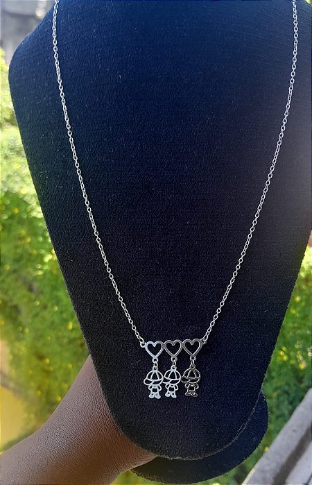 Colar de aço inox Corações Vazados e Filhos