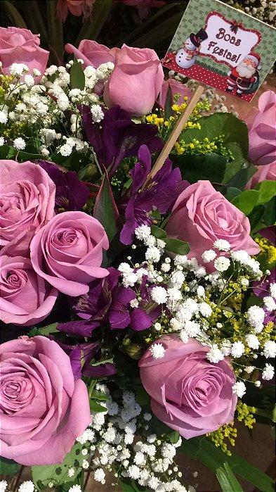 Buquê com 12 Rosas Lilás