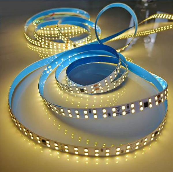 FITA LED 42W 3000K 240 LEDS 10 METROS 127V LIGA DIRETO DUPLA