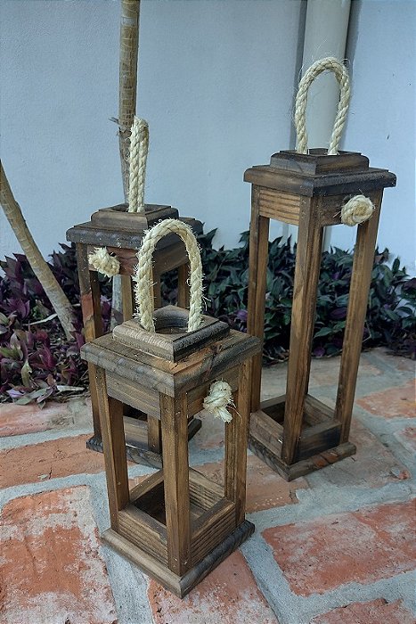 Lanterna Marroquina em madeira rústica para velas com alça em corda - KIT