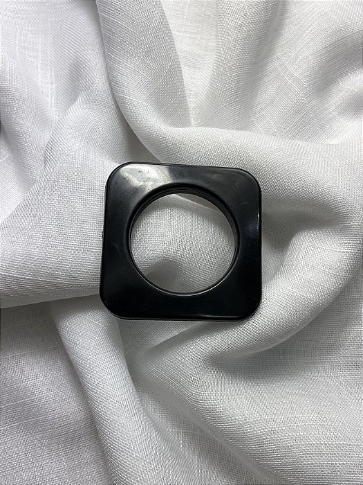 Ilhós Quadrado Preto - 19mm