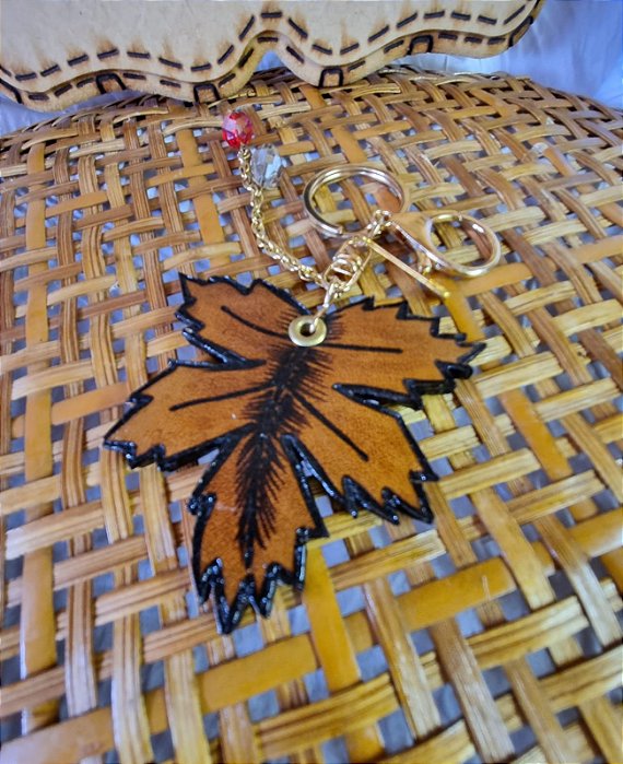 PEQUENA FOLHA 3 CHAVEIRO DUPLA FACE PERSONALIZADA