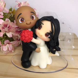 Noivinhos para Casamento Topo de Bolo Abraçados com pé 9cm