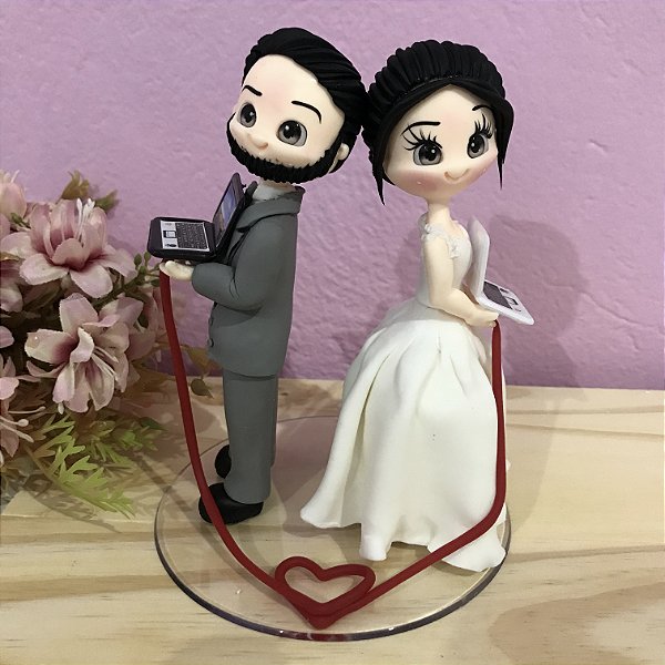 Noivinhos Tinder para Topo de Bolo de Casamento 15cm