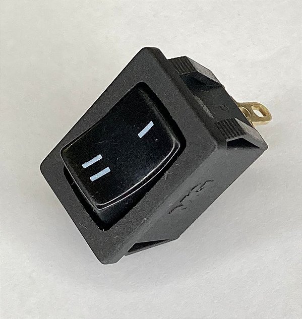 INTERRUPTOR SEC. TAIFF 2 POSIÇÕES PRETO FOX