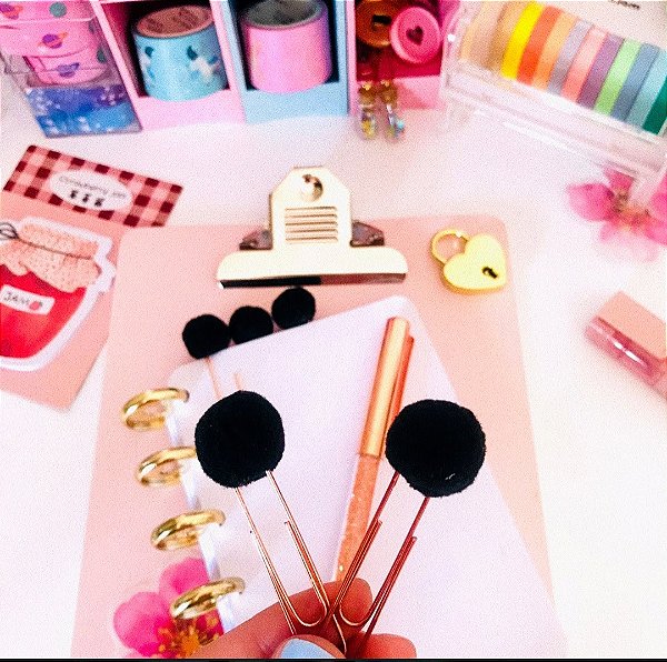 Kit com 5 Clips Pompom Preto