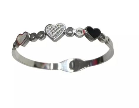 BRACELETE DE AÇO CORAÇÃO