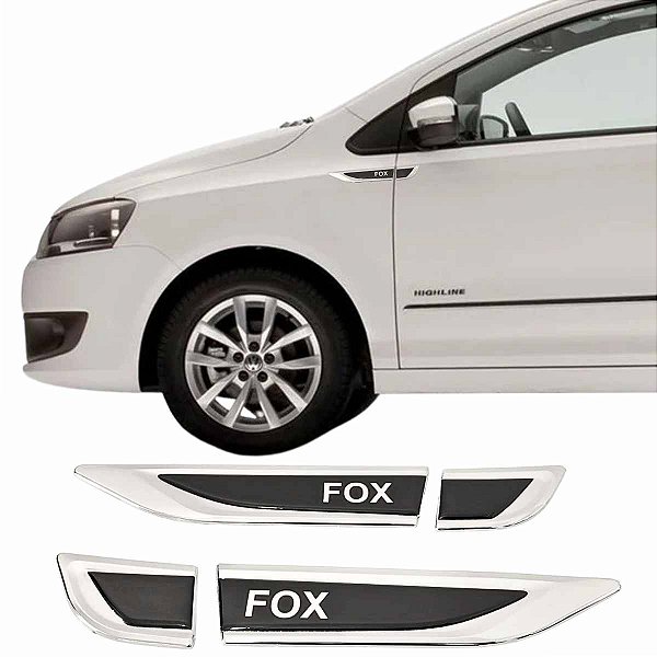 Kit Aplique Lateral Volks FOX nome Resinado TAG cromada