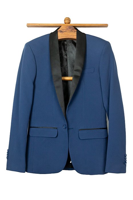 Smoking com lapela em cetim, 1 botão 2 aberturas, Slim Fit - Cor: Azul marinho