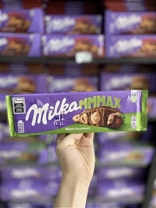 Barra de Chocolate Milka Gigante Whole Hazelnuts 270g