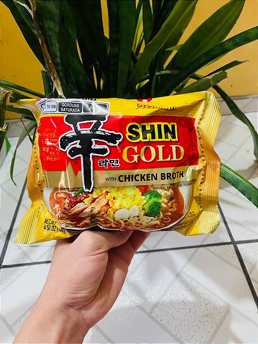 Lamen Coreano Shin Gold Chicken Broth 130g