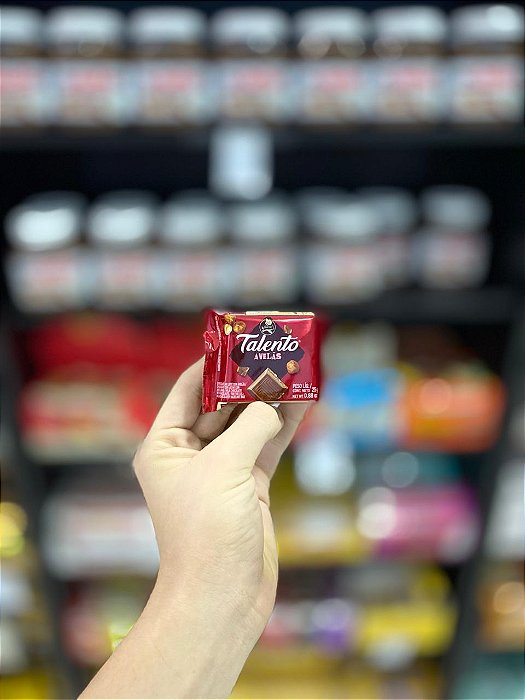 Chocolate Garoto Talento Avelãs 25g
