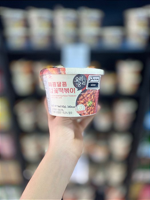 Topokki Cup Tteokbokki Spicy e Sweet 140g