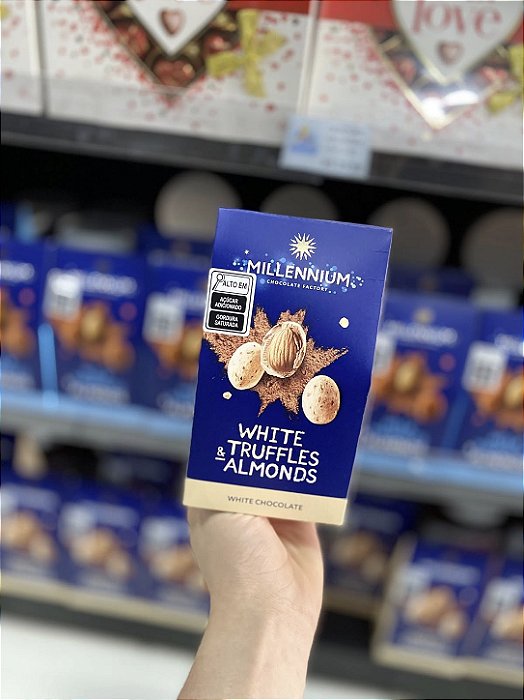 Chocolate Millennium White Truffles e Almonds 100g