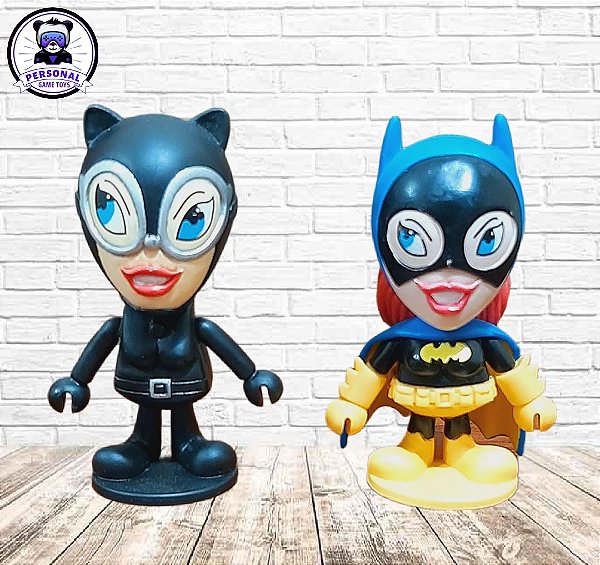 Mulher Gato e Batgirl Bob's