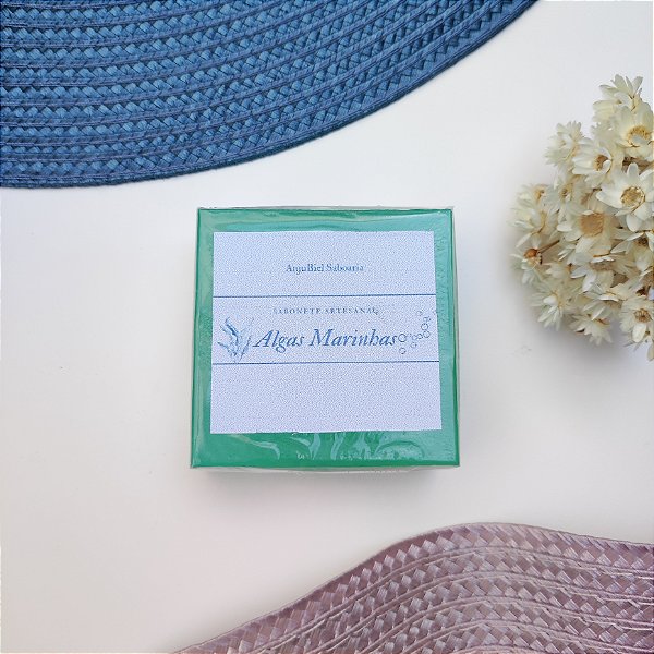 Sabonete Artesanal de Algas Marinhas – Frescor Vitalizante do Mar 🌊💙