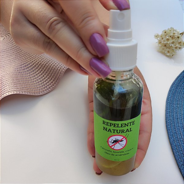 Repelente natural de citronela, cravo e lavanda