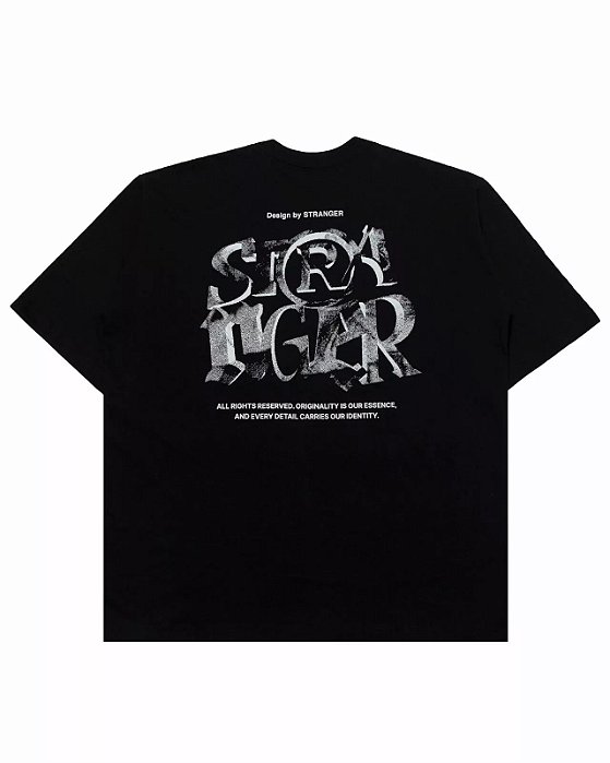 Camiseta Stranger Oversized Preta