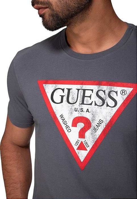 Camiseta Logo Desgastado Guess Cinza Garbanne Moda Masculina