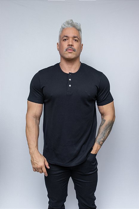 Camiseta Aramis Gola Portuguesa Tricot Preto