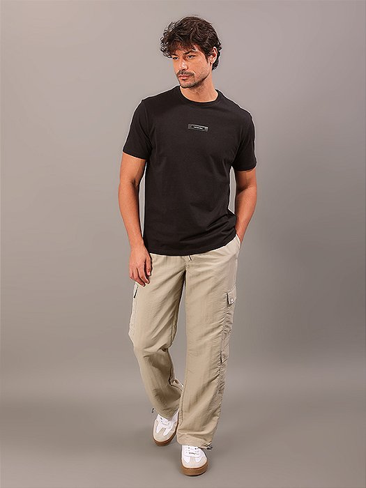 Camiseta Calvin Klein Logo Leather Preto