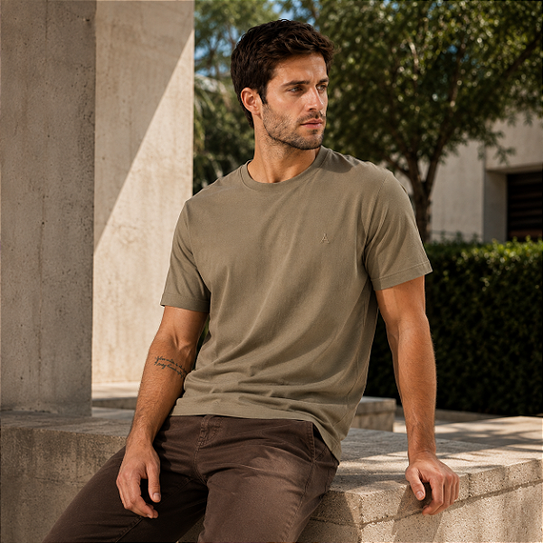 Camiseta Masculina Aramis Logo Bordado Bege