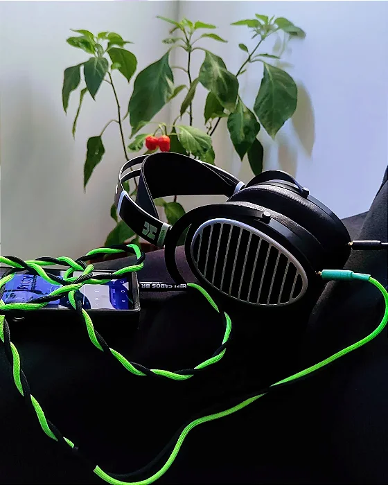 Cabo trançado duplo , versão over-ear