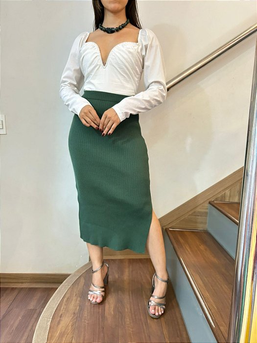 Saia midi modal com fenda lateral
