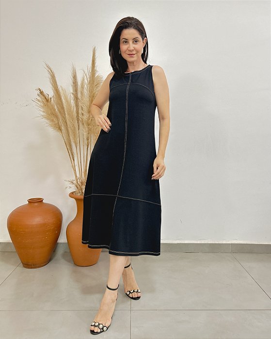 Vestido Regata Midi Com Detalhes Em Pesponto - Slim e Plus Size