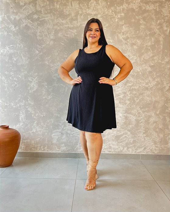 Vestido Regata Com Recorte Princesa, Curto Evasê - Slim e Plus Size