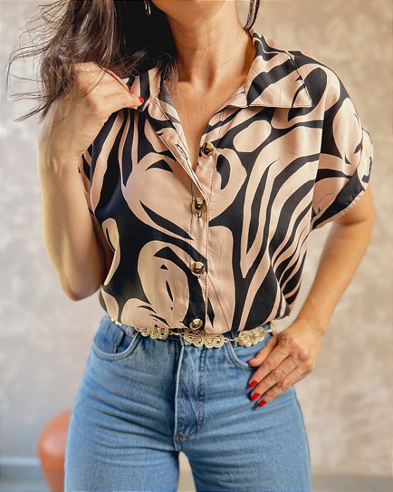 Camisa C/ Manga Japonesa, Botões, E Barra Franzida C/ Elástico - Slim e Plus Size