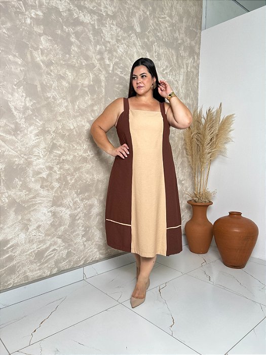 Vestido Midi Em Duas Cores, Decote Reto E Alça Larga - Plus Size