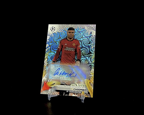 Casemiro - 2023-24 Topps Carnaval Autógrafo