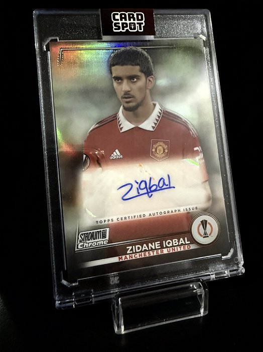 Zidane Iqbal Autógrafo - 2022-23 Topps Stadium Chrome