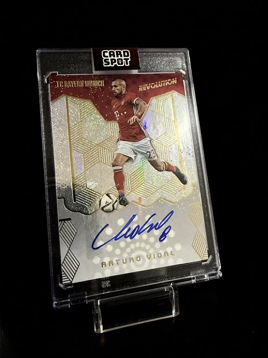 Arturo Vidal Autógrafo - 2017 Panini Revolution Soccer